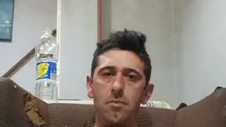 Gran paja en el sofá