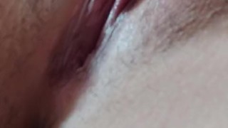 Brincando sozinha com meus dedinhos 😈