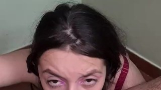 otro mas para mi coleccion, le chupe su polla y le saque toda la leche