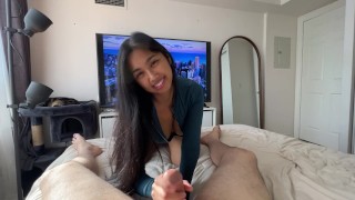 Asian Girl from Tinder Fucks on First Date!