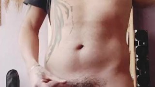 The Fenixxx sexy jugando con su verga