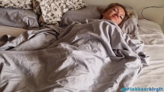 Amateur MILF Starts Her Day With a Sex Toy