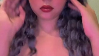 Horny TikTok slut Vanilla Faith