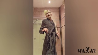 DryDecember Day 8 Quick clip before shower 😛