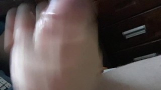 Jerking off white dick
