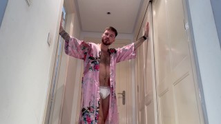 Giant vore - will you make it all the way through my body