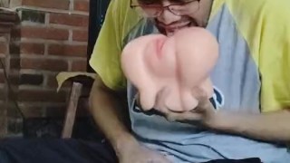 PUSSY TOY JUGUETE SEXUAL COGIDO POR MI VERGA ENORME