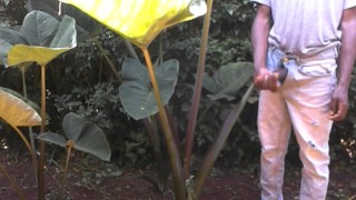 AFRICAN EBONY OUTDOOR NUTING AND BUSTING HUGE CUM