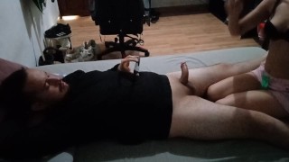 La pillo con mi mejor amigo en esta sitiacion