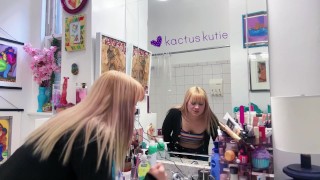 big booty blonde desperately pees in toilet