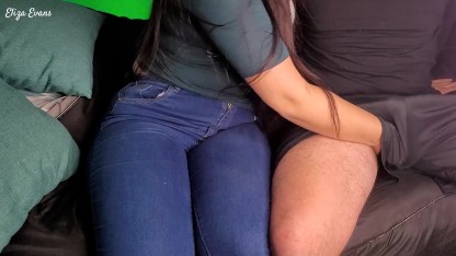 Jennifer Lopez sahnada yechinmoqda