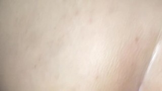 El amigo de mi esposo me dio leche mientras él está en el trabajo