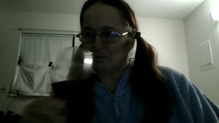 woman thanking her fans