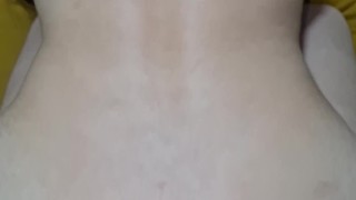 le meto toda mi verga a mi hijstra y me le corro dentro de su coño