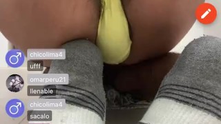 Enseñando mi culito en cam