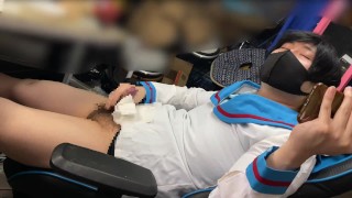 JKの制服を着てするオナニーは興奮しちゃうょ、、