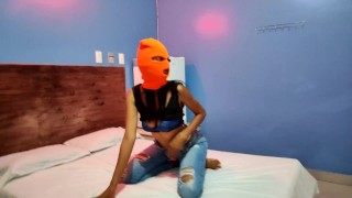 rica morena exitada se masturba tan rico