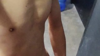 Nahuling ngjajakol sa dorm