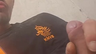 Alguna mujer quiere?