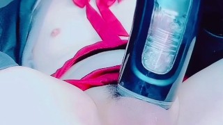 日本の男の娘は様々なtoyで遊びます