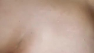 Salgo con mi yerno a hacer compras y nos desvianos un rato al hotel ...miren como me deja las nalgas