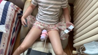  碎花裙娇弱男娘大战高速炮机三百回合！被榨到连续数十次高潮！浪叫连连！酥麻晕厥！爽到极致冲刺达到长时间射精！ 
