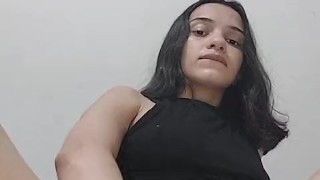 If you liked seeing this pussy accompanying herself, leave a like