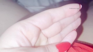 Nice hot talking with pussy rubbing in bed! Showing my sexy wet juices!
