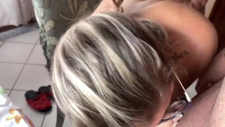 I WOKE UP TAKING DOCKS FROM THE SAFADOS, THEY ATE ME YUMMY AND I DROWN MILK AT THE END