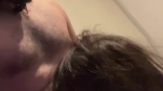 Mi novia de 18 años es mi sumisa Parte 1