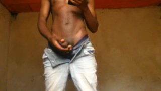 ZIPPING MY TROUSER AND PULLING OUT THAT MONSTER🍤😛😛