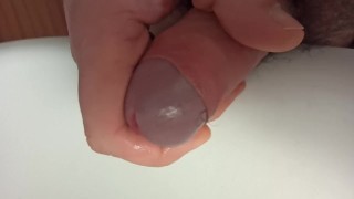 peehole enlargement while peeing