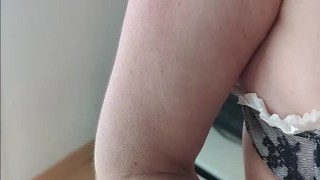 milf cleaning lady cum in mouth. Blowjob.