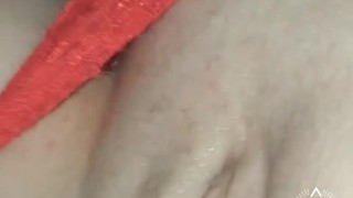 Found myself a beautiful English slut to get up close and eat her sweet pussy.