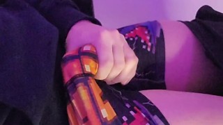 Garçon de 18 ans en survêtement veut se branler 🥵