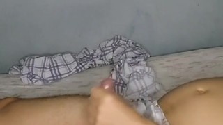 HAND_SOLO_HAND_JOB