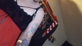 Pnppawg inserts her butt plug the deepthroats some TexasBWC!