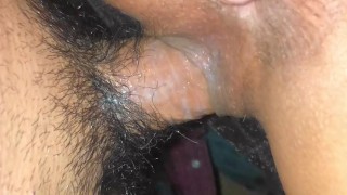 Le bato la leche del amante de mi esposa y me vengo en su culo