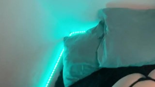 Meu amigo gozou tudo na minha boquinha 💦