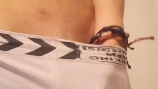 Pequeña paja antes de la escuela