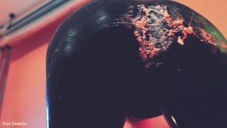 Sexy CowGirl MILF loves latex and bondage.