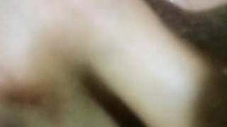 Me toco y me vengo bien rico con el semen de mi novio dentro de mí