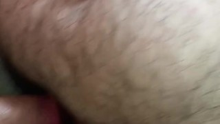 Partiéndole el culito a mi novio