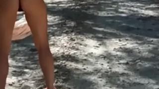 Havuz başında inlemelerimle komşuları rahatsız ettim