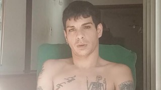 Me filmo cuando estoy solito y se me sale la leche