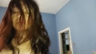 Esposa caliente folla y suda montando hasta recibir leche de su amante