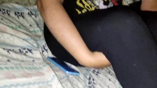 mi hermanastra es descubierta en tinder siendo una putita y pagara con una mamada