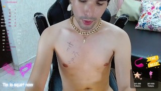 Young Twink uncut jerking off for daddy at camera until cum a big shoot - joven colombiano paja solo