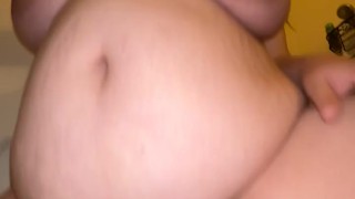 Pregnant freya peeing