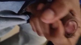 Mi Polla Uncut se llena de Leche